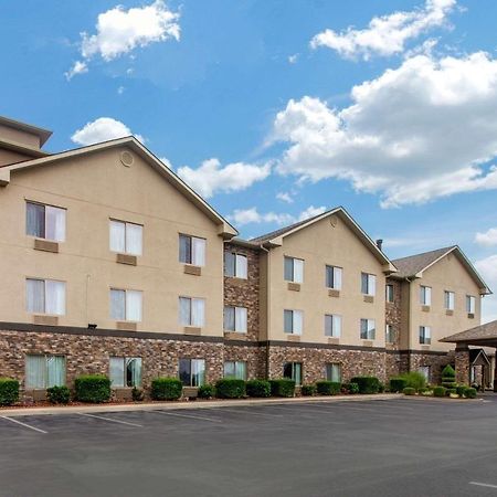 Comfort Suites Danville Bagian luar foto