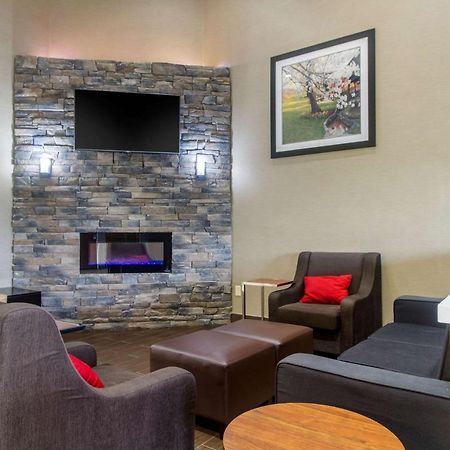 Comfort Suites Danville Bagian luar foto